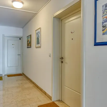 Apartment Lila *