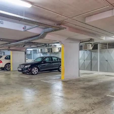Lila Apartman